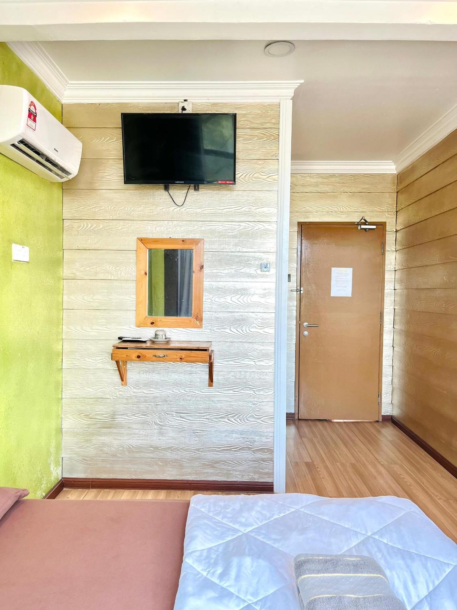 Suza Hostel Tumpat Buitenkant foto