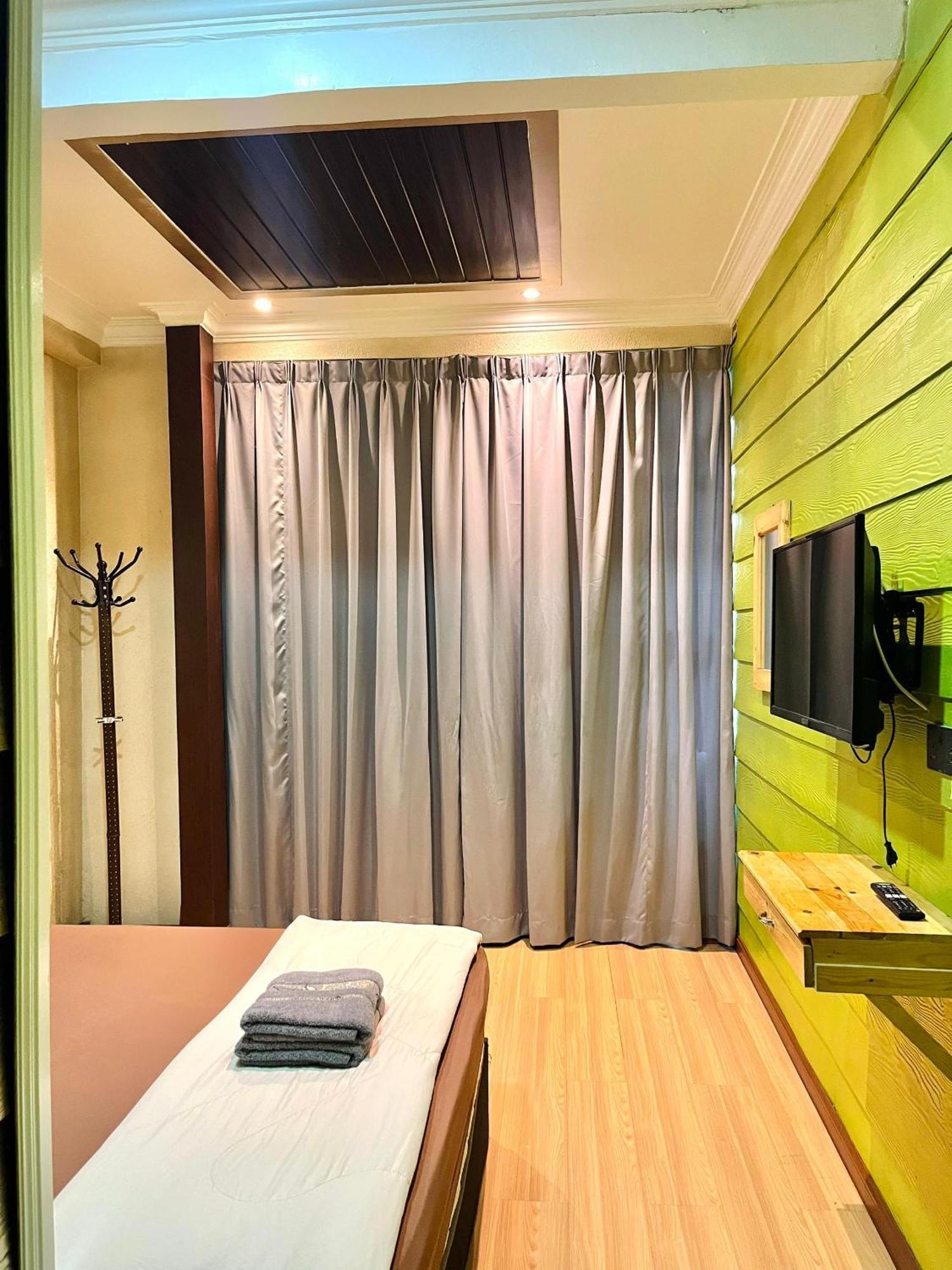 Suza Hostel Tumpat Buitenkant foto