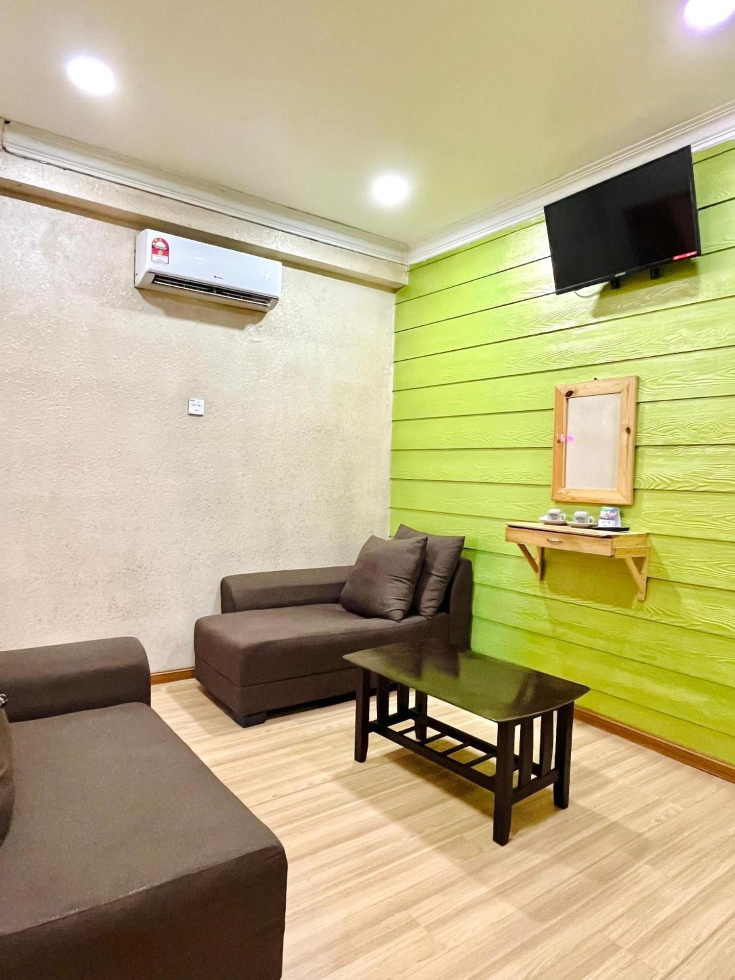 Suza Hostel Tumpat Buitenkant foto