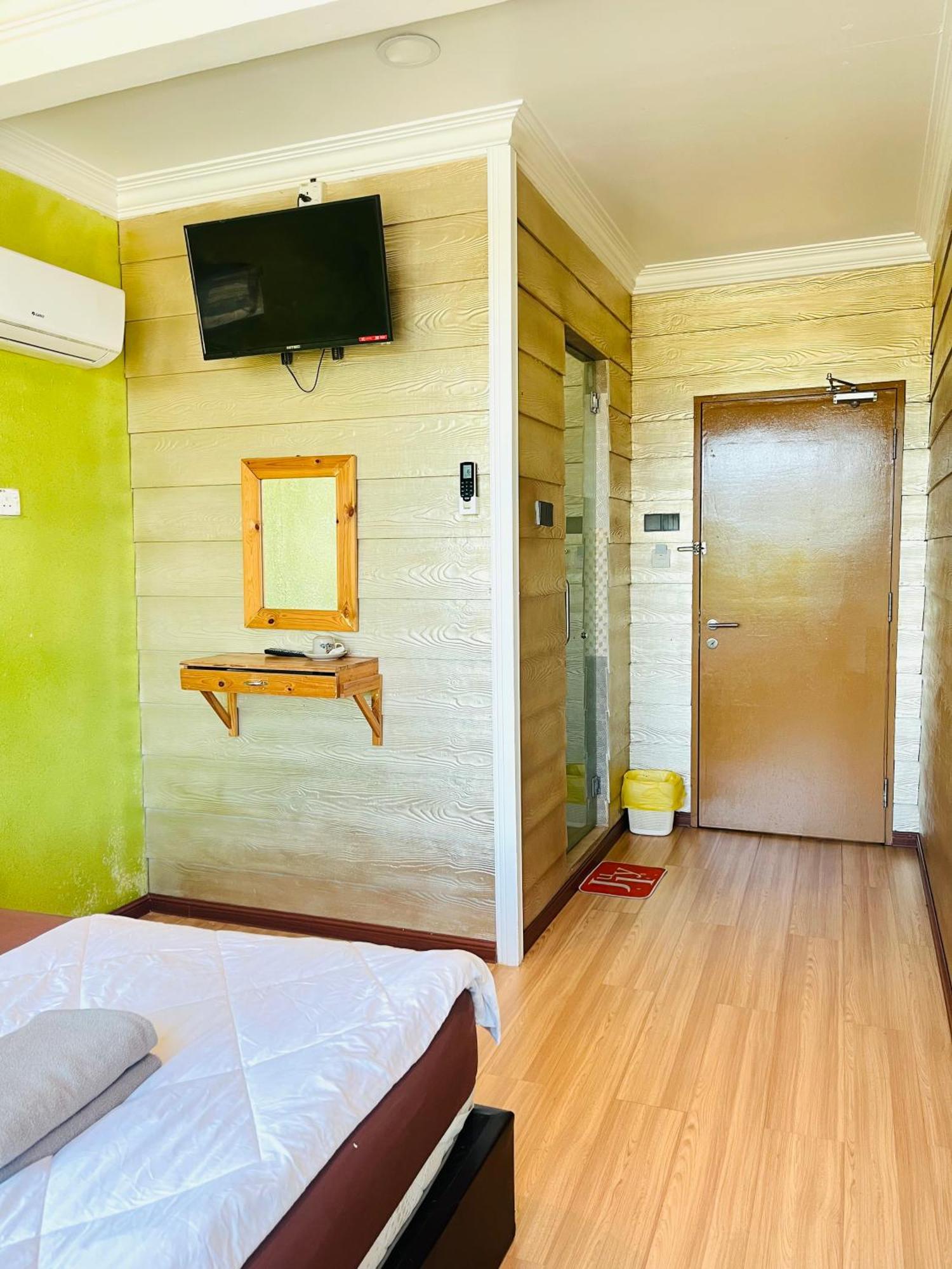 Suza Hostel Tumpat Buitenkant foto